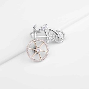 155a57fae26feee5d763af34ffbb6c74-7.jpg Срібна брошка Велосипед