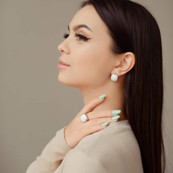 612e19d4e4e03251a87c5ed82be5ea29.jpg Срібні сережки Белла з кахолонгом