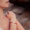 Срібний браслет Хамса червона нитка