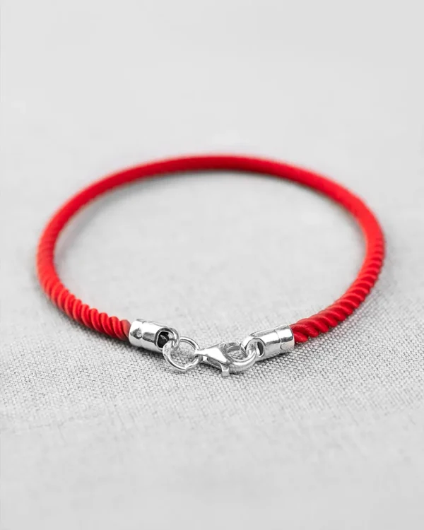 same-as-photo-a-vibrant-red-cord-bracele_ax3jp1bfqwasyyu4gh6x2a_ulxeprgnrmk11ztrvj-pfg-copy.webp Срібний браслет Мілан