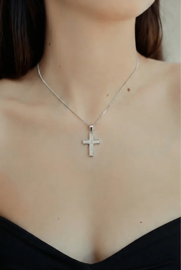 sribna_prykrasa_silva_jewelry_205.webp Срібний хрестик з камінням