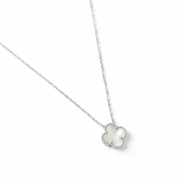 sribna_prykrasa_silva_jewelry_9.webp Срібне кольє Конюшина 15мм з перламутром